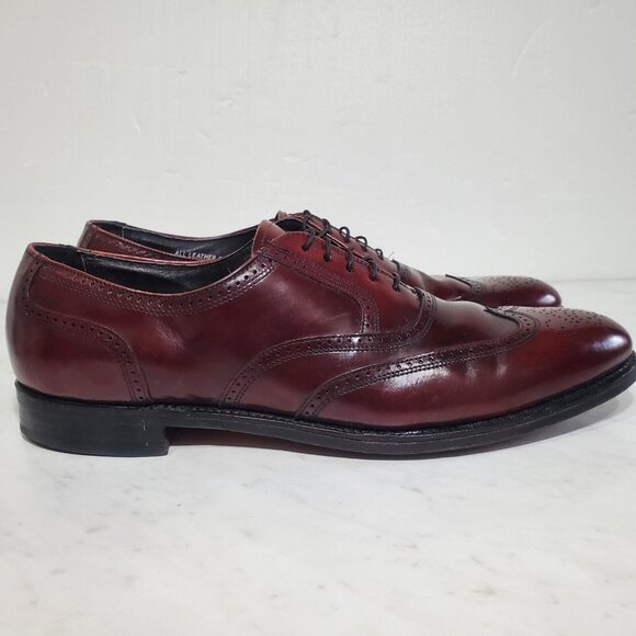 Vintage Hanover Cordovan Wingtip Dress Shoes Burgundy Men 12 B/AA Narrow / Extra